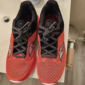 Saucony Kinvara Womens 8.5